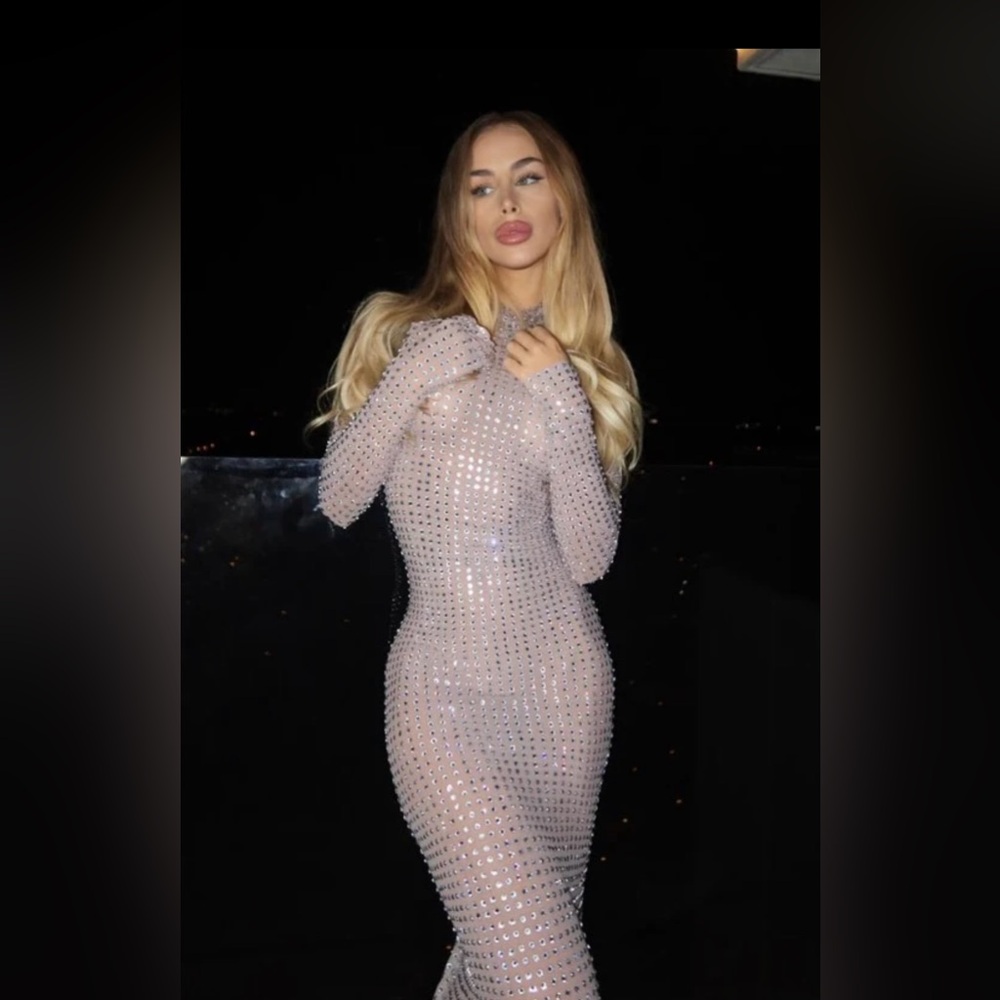 Jessica Bara Kyle Long Sleeve Crystal
Maxi Dress